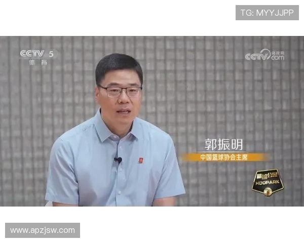 中国篮协主席郭振明与国际篮联秘书长安德里亚扎格里斯举行重要会晤